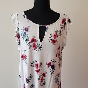 Beautiful feminine swing tank!